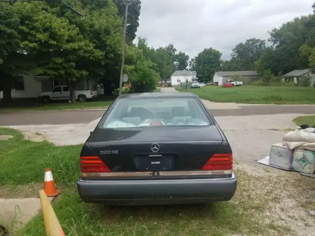 1993 mercedes-benz 300se car w/ clean title luxury edition