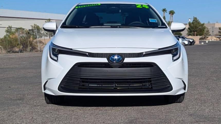 2024 toyota corolla hybrid le