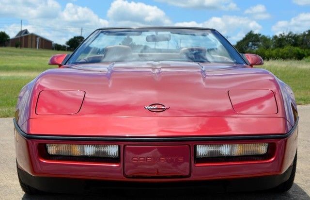 1990 corvette convertible 39k miles! one of a kind and mint a collector's dream!