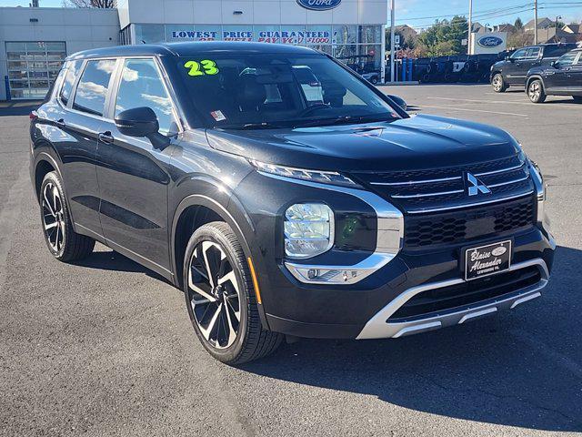 2023 mitsubishi outlander se