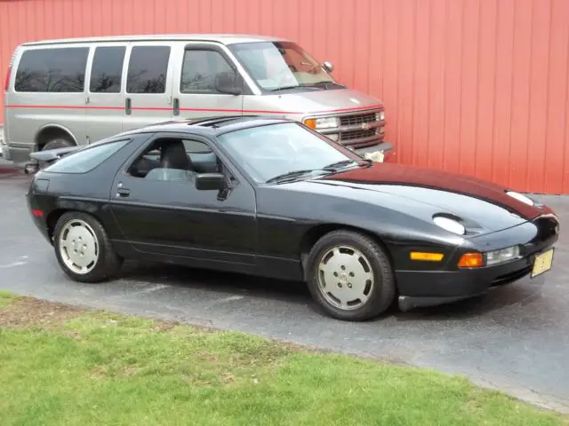 1988 porsche 928 s4 5 spd coupe. pristine from chicago northshore