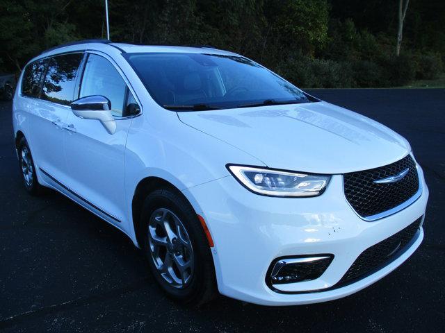 2022 chrysler pacifica limited