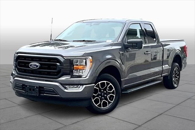 2021 ford f-150 xlt