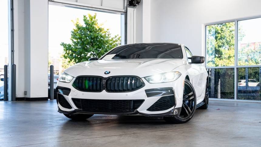 2022 bmw 8 series 840i