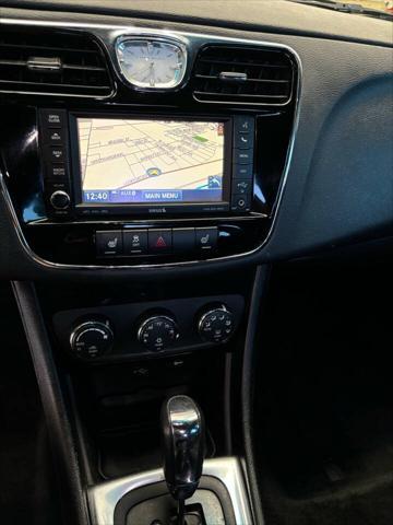 2013 chrysler 200 limited