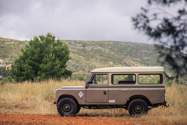 1980 land rover 109 6-cylinder diesel (series iii)