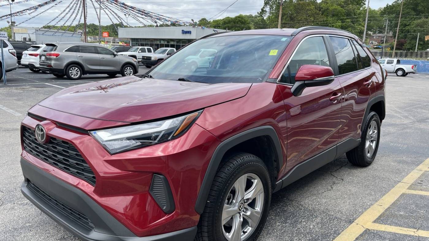 2023 toyota rav4 xle