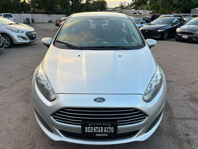 2016 ford fiesta se