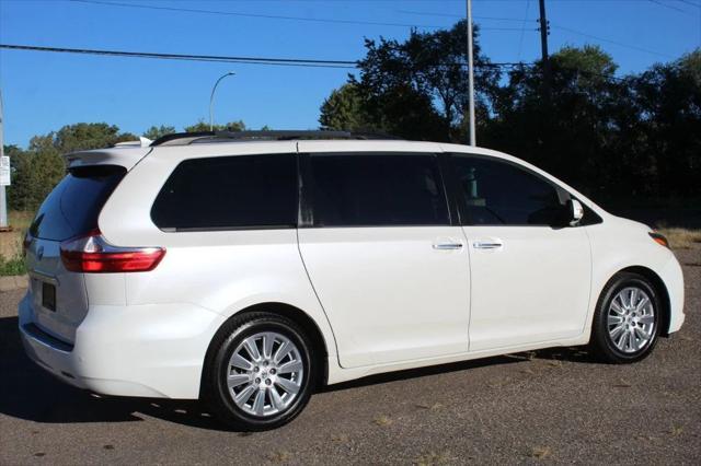 2017 toyota sienna limited premium