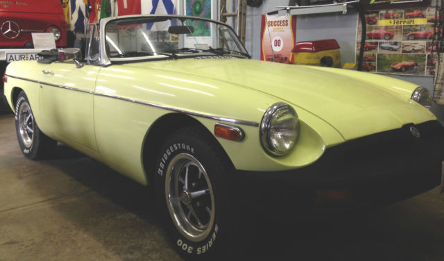 1976 mgb roadster - 41,348 actual miles - great condition