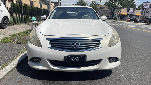 2011 infiniti g37x base