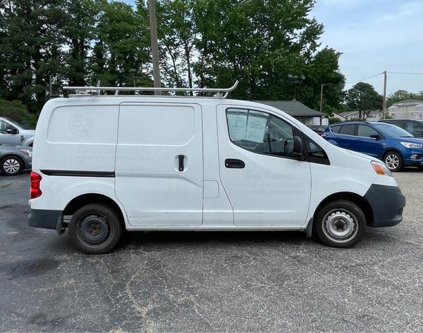 2016 nissan nv200 s