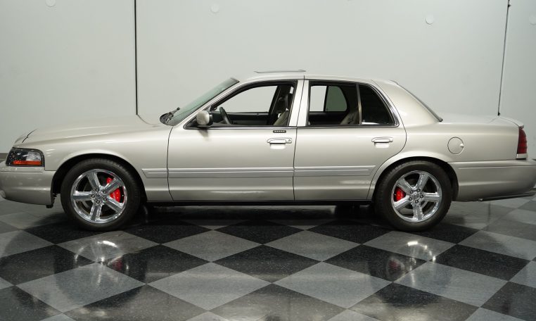 2004 mercury marauder