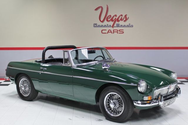 1969 mg mgb mkii! clean, fun driver! take a look!