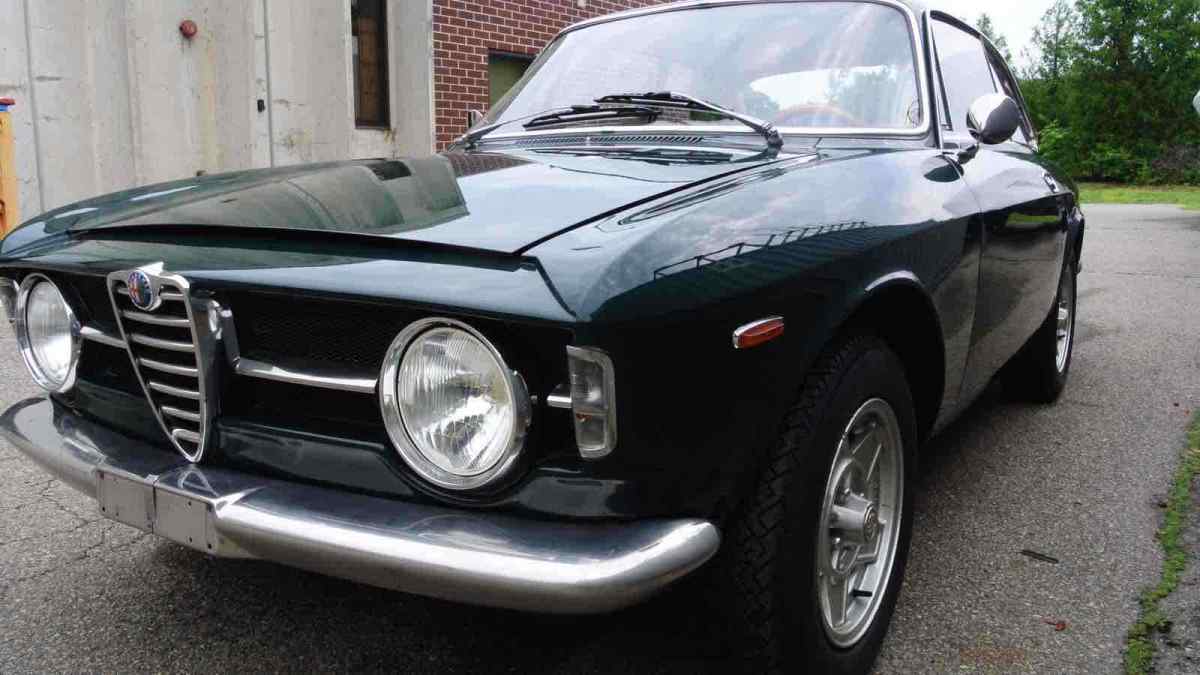1971 alfa romeo gt junior green rwd manual