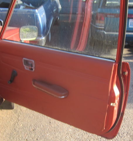 1981 honda civic hatchback, 3 door, sun roof, 5 speed, 2nd owner