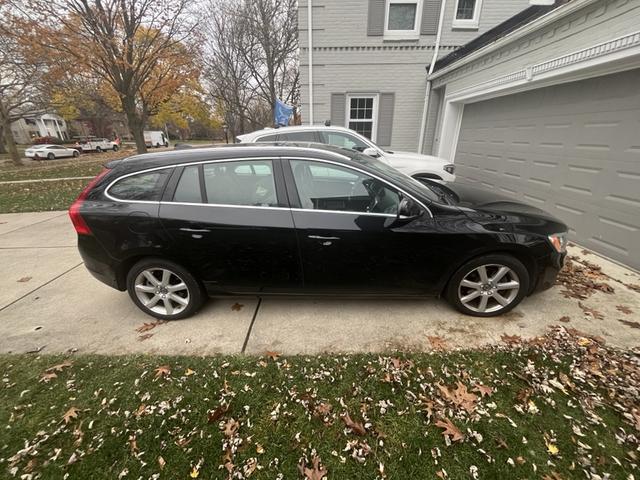 2016 volvo v60 t5 drive-e premier