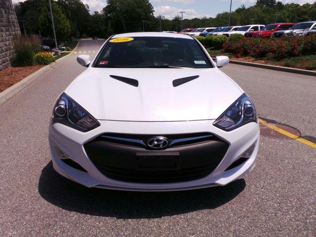 2016 hyundai genesis coupe 3.8 3.8 2dr coupe 6m w/black interior for sale in north kingstown, rhode island
