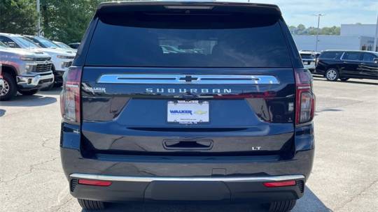 2024 Chevrolet Suburban lt