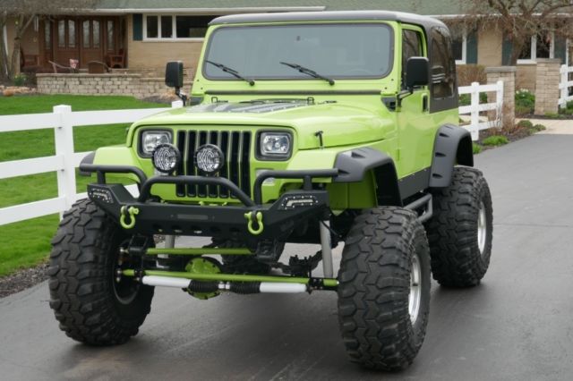 1993 jeep wrangler -4x4 yj grave digger jr-lifted-big little truck-se