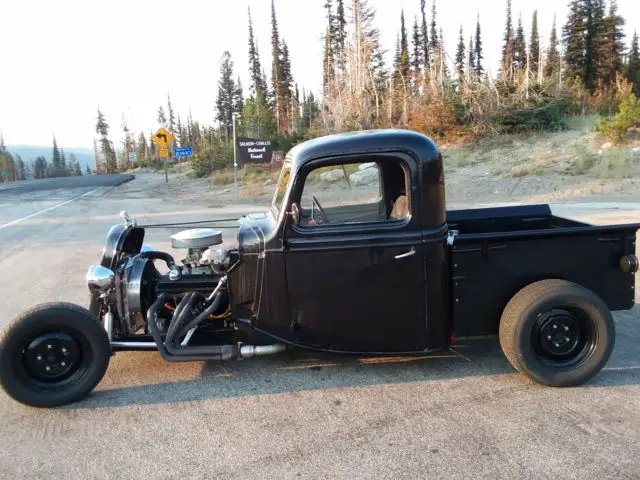 1937 ford rat rod pickup truck bobber