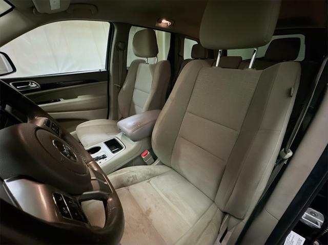 2012 jeep grand cherokee laredo