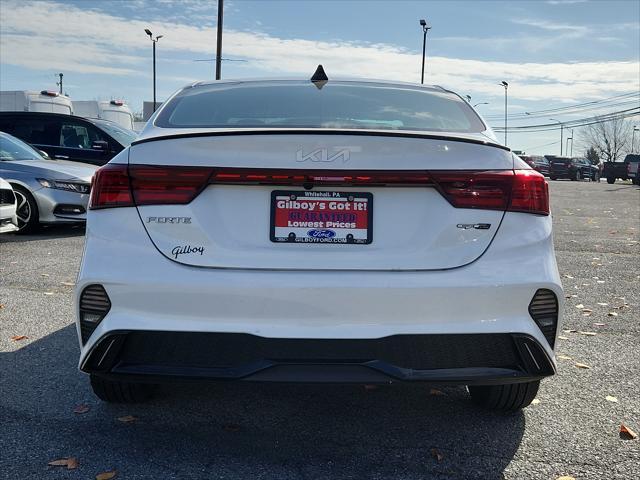 2022 kia forte gt-line