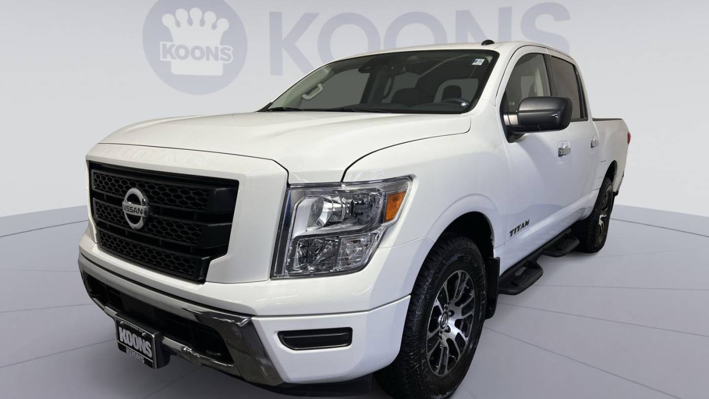 2021 nissan titan sv