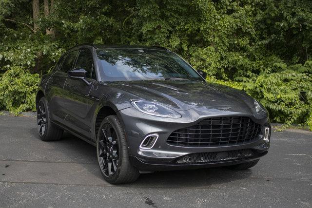 2021 aston martin dbx awd