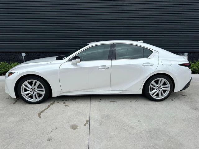 2024 lexus is 300 base