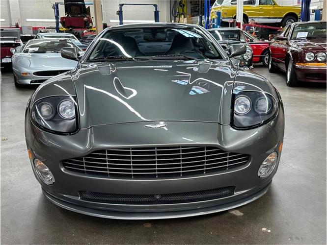 2005 aston martin vanquish in huntington station, new york