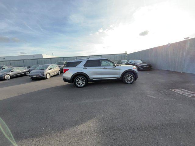 2022 ford explorer limited