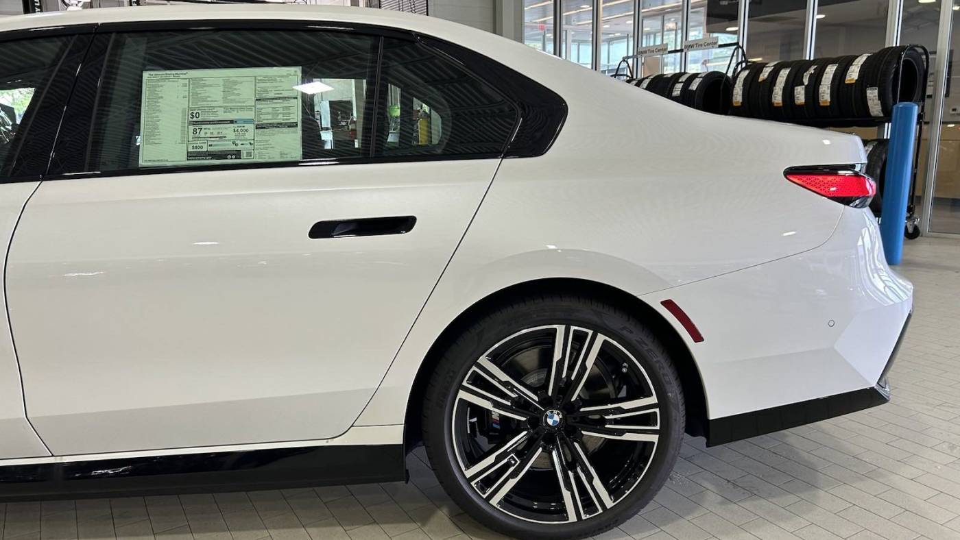 2023 bmw i7 xdrive60