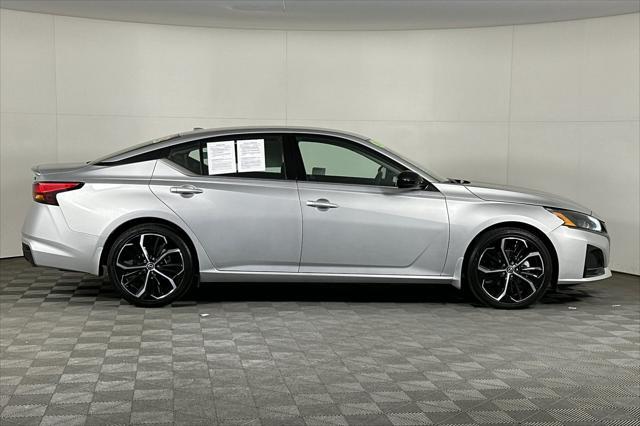 2023 nissan altima sr fwd