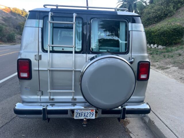 1991 dodge ram van van black rwd automatic b250