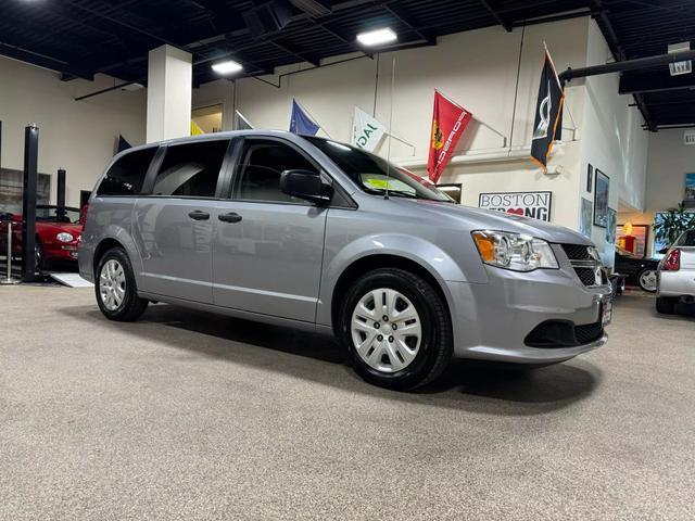 2019 dodge grand caravan se