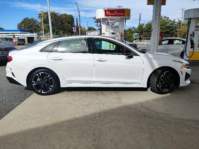 2022 kia k5 gt-line