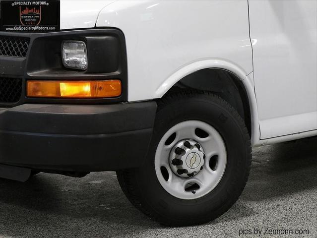 2011 chevrolet express 2500 work van