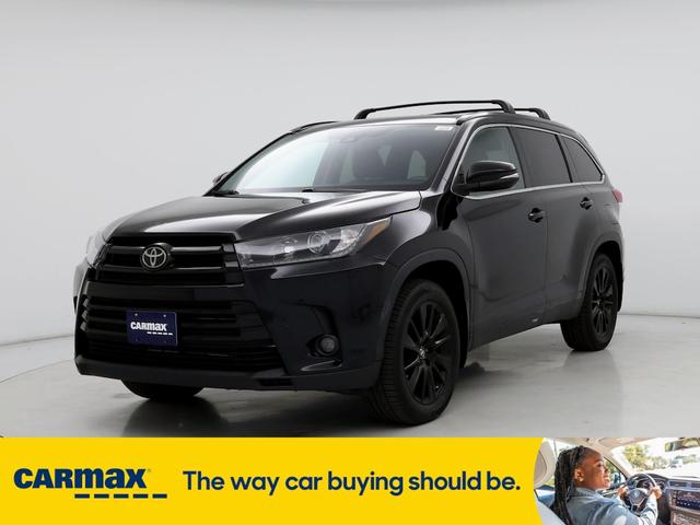 2019 toyota highlander se