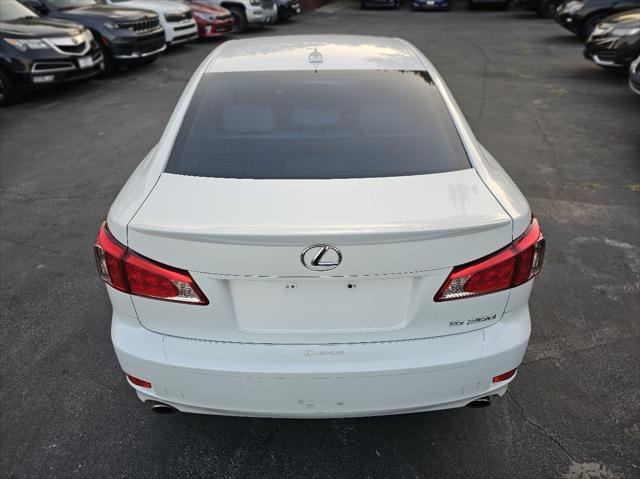 2013 lexus is 250 base