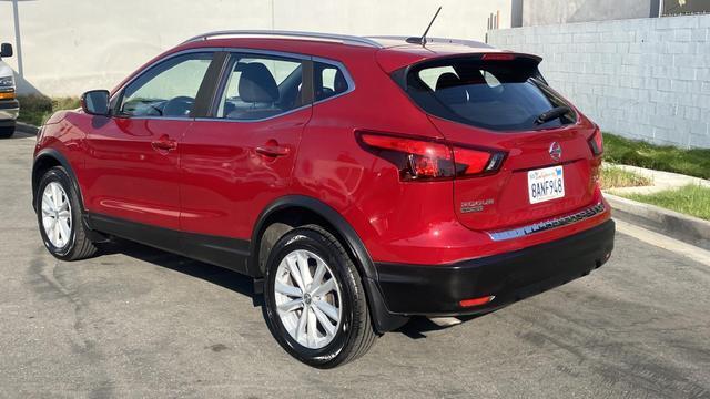 2017 nissan rogue sport sv