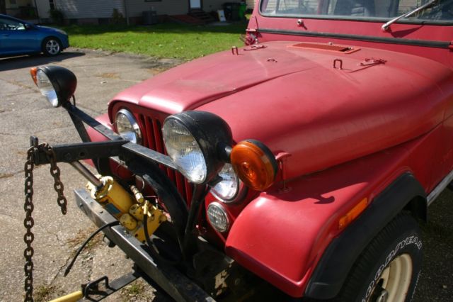 1983 jeep cj7 with meyers plow. no reserve!