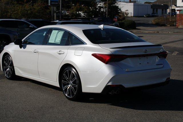 2022 toyota avalon touring