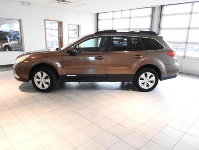 2011 subaru outback 2.5i premium awd 2.5i premium 4dr wagon cvt for sale in hutchinson, kansas