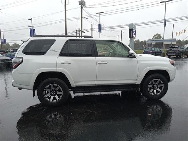 2024 toyota 4runner trd off road premium