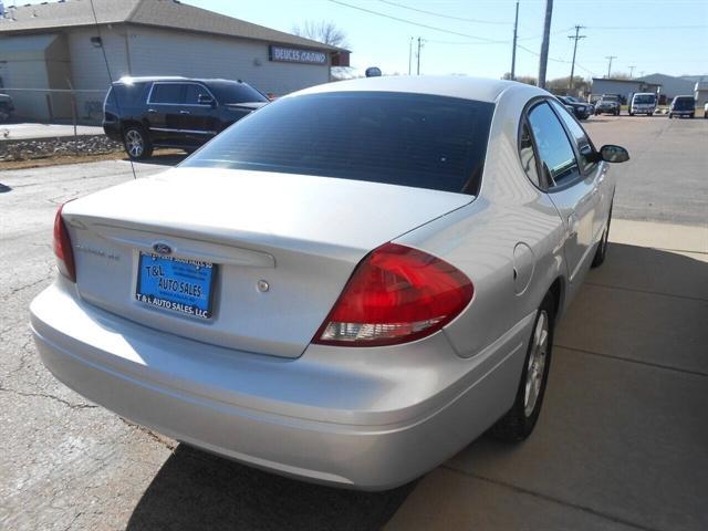 2006 ford taurus sel