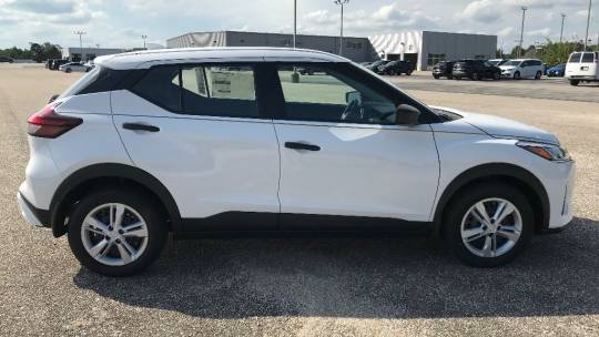 2024 Nissan Kicks