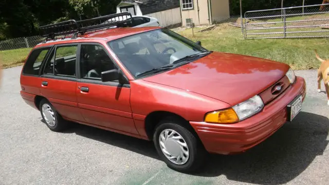 1993 ford escort lx wagon 5-speed manual 1.9l 29/36 mpg low miles 2 owner
