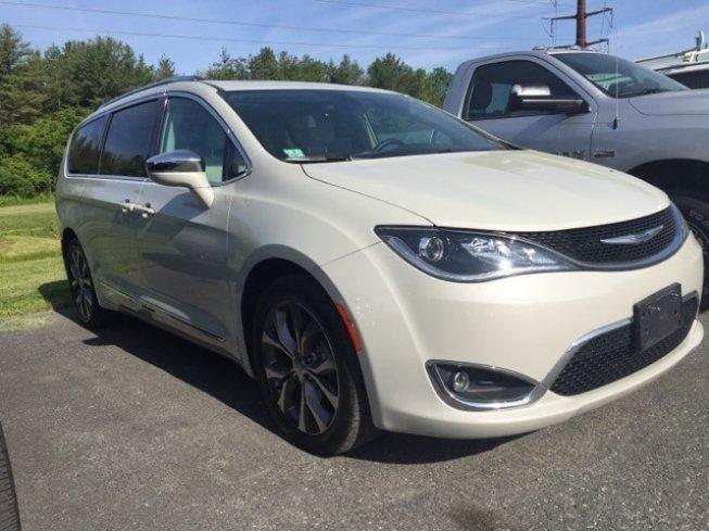 2017 chrysler pacifica limited for sale in burlington, vermont