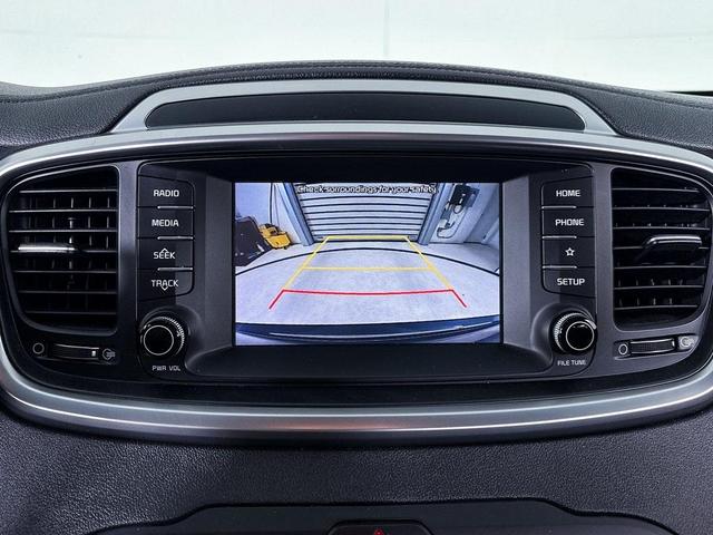 2020 kia sorento lx